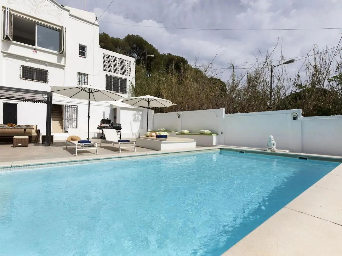 Casa Canyet Con Piscina A Un Paso De Barcelona Y La Playa Μπαδαλόνα