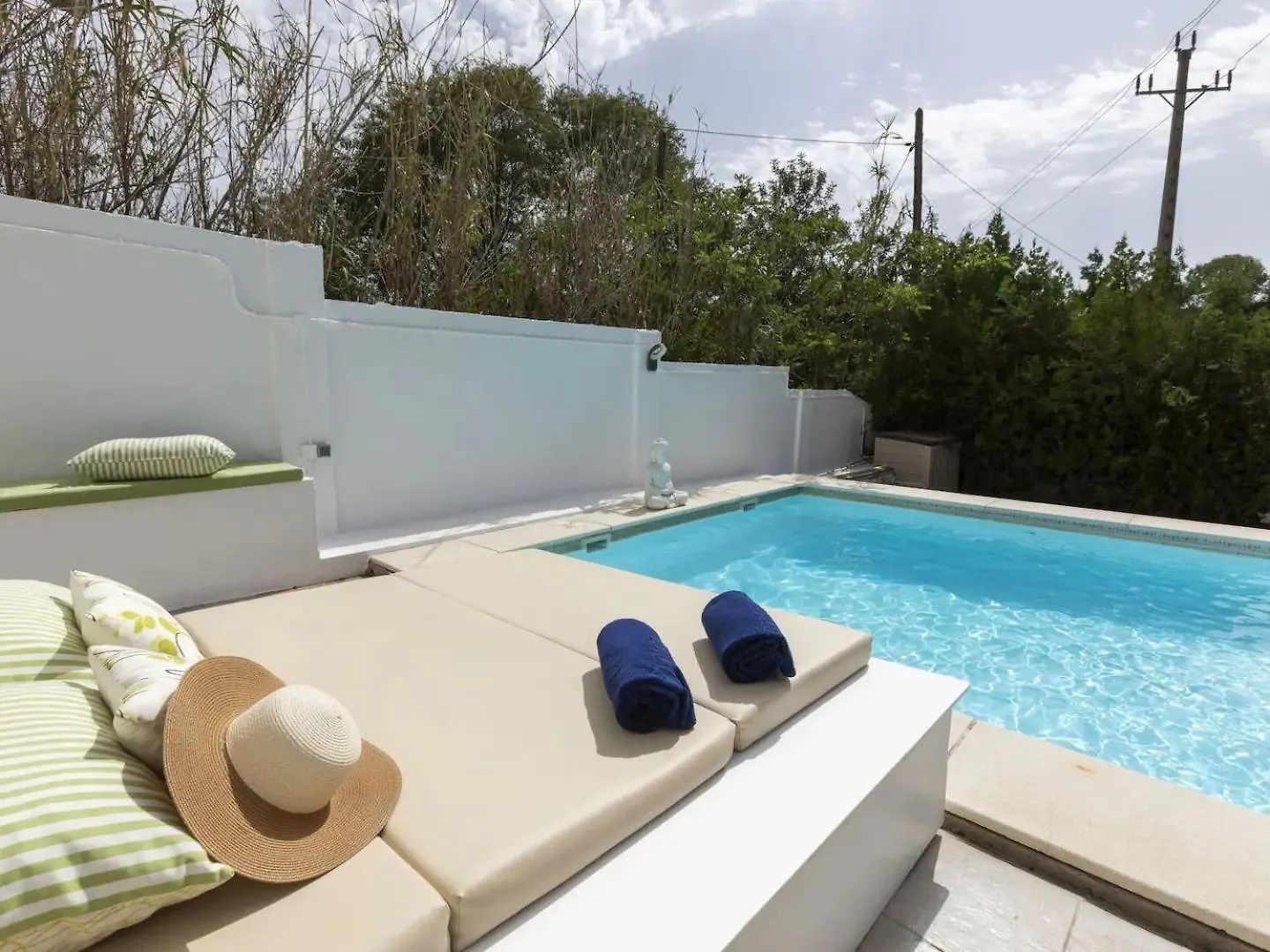 Holiday home Casa Canyet Con Piscina A Un Paso De Barcelona Y La Playa Badalona